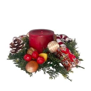 • Mainstay 2 Candles with Vintage Christmas Candle Ring •